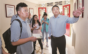 全媒體協(xié)作巡禮數(shù)字產(chǎn)業(yè) 首站探訪中關村大數(shù)據(jù)創(chuàng)新院企