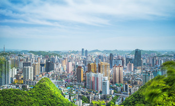 打造中國數(shù)谷：貴陽藍圖繪到底 鉚足干勁謀一域