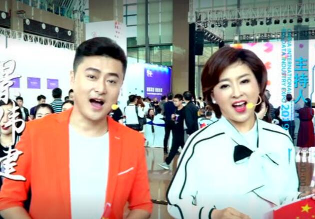 貴陽上演了一場“千人快閃”，中國著名男高音戴玉強(qiáng)都參加了！