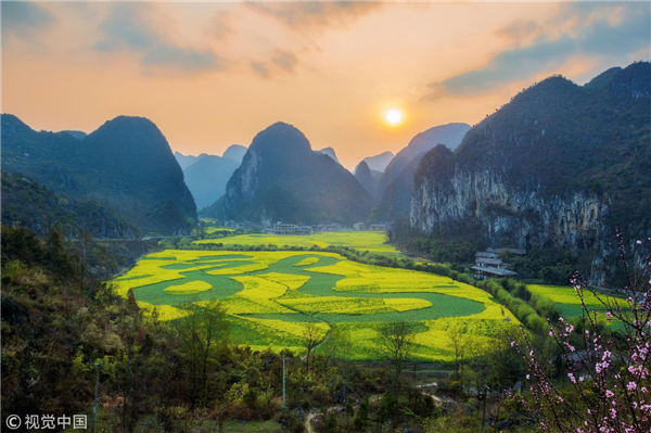 在線旅游風勢強勁：誰是下一個互聯(lián)網(wǎng)巨頭？